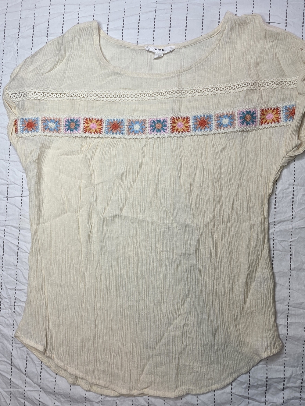 MINE Cream Textured Boho Blouse Granny Square Embroidery Lace Trim Small